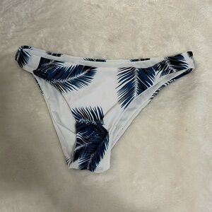 Feathered bikini bottoms